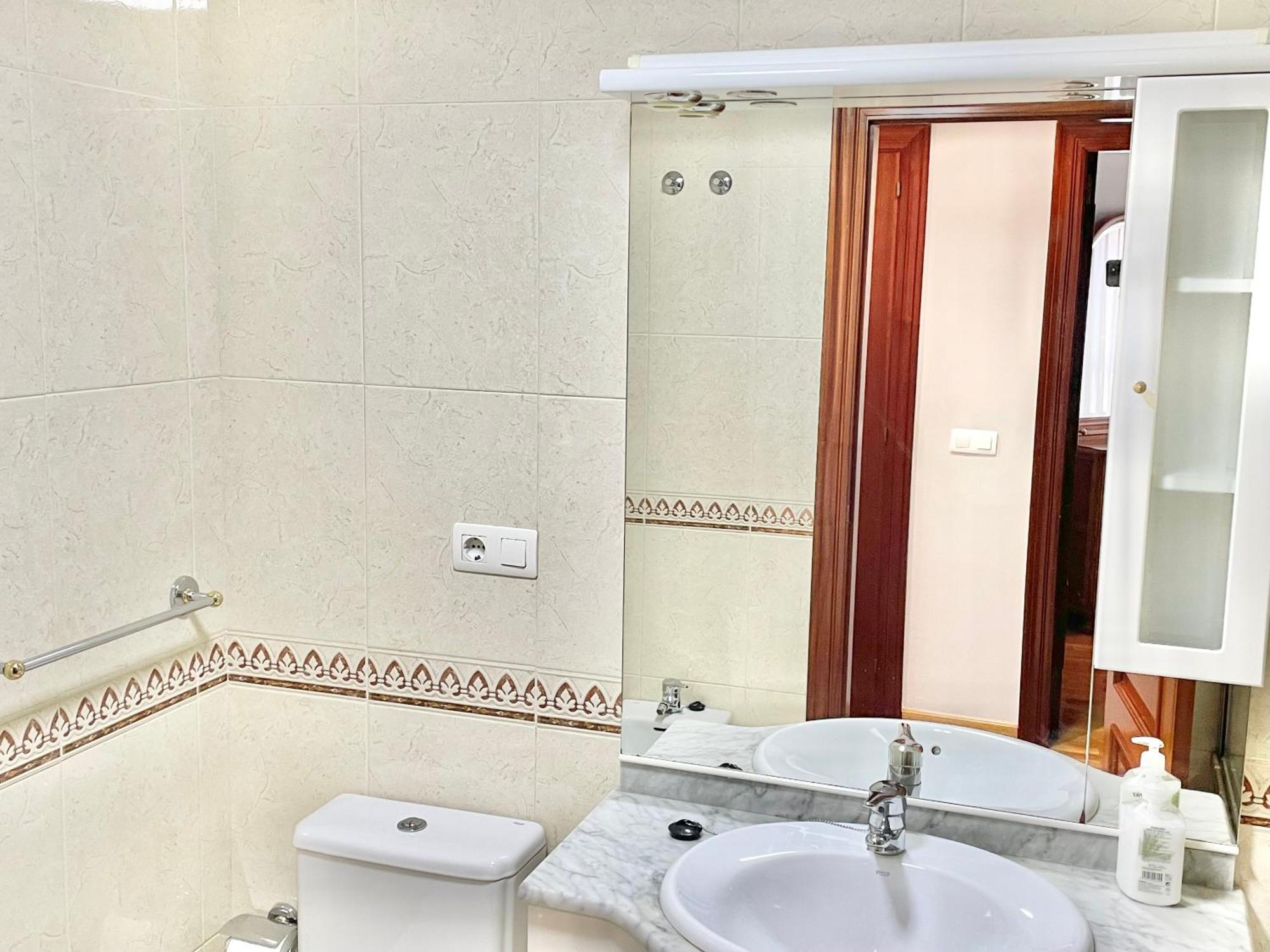 Appartement Casa Lur Wifi Y Parking Privado Incluido à Gijón Extérieur photo